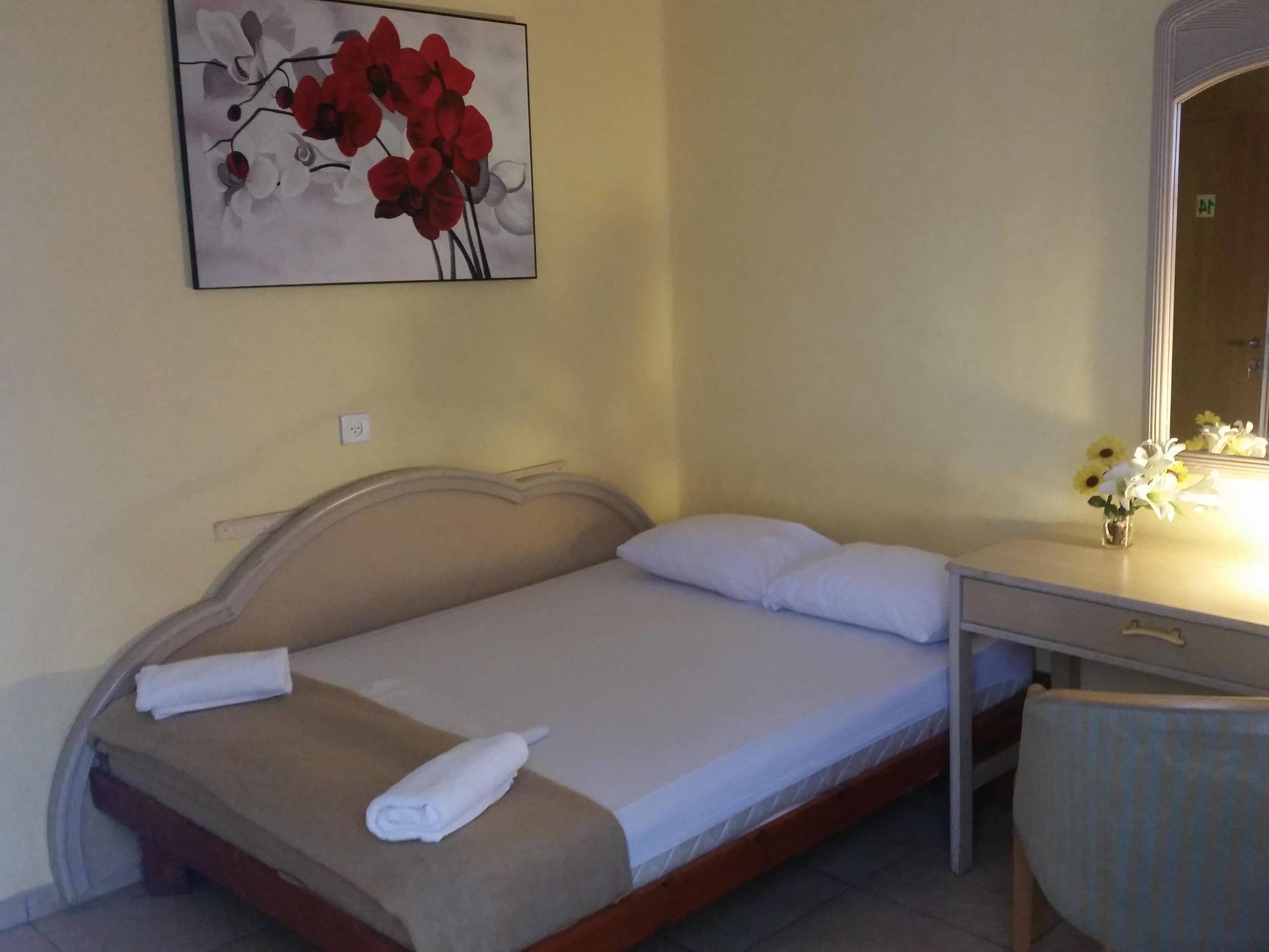 Hotel 28 Tel Aviv Eksteriør bilde
